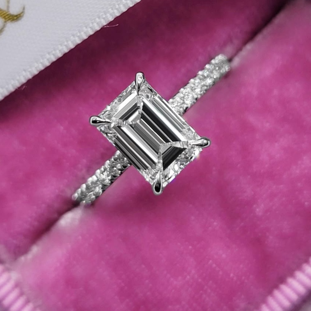 Radiant Halo Engagement Ring with Pavé Setting – 2 Carat